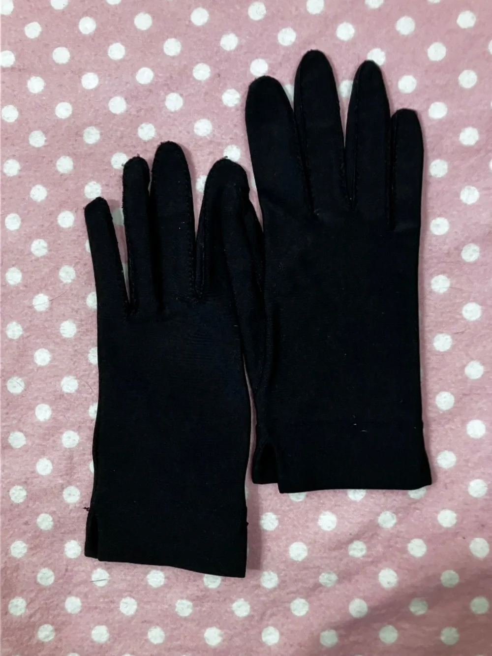 Vintage Isotoner Black Gloves OS - Picture 6 of 9